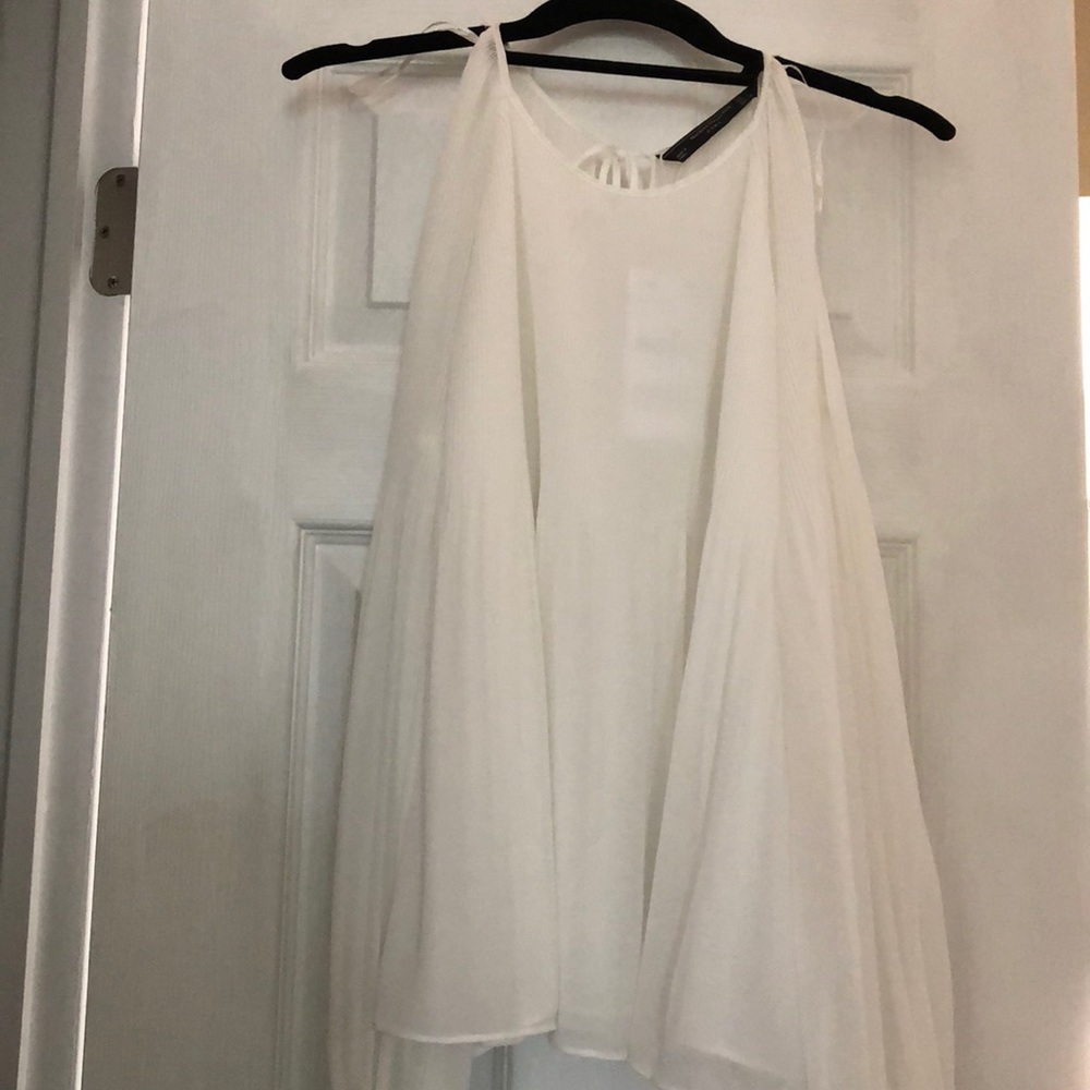 Cold shoulder long sleeve woven blouse